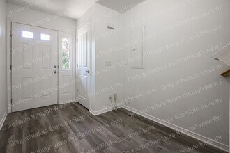 218 NW Connell Ave in Hillsboro, OR - Building Photo - Building Photo