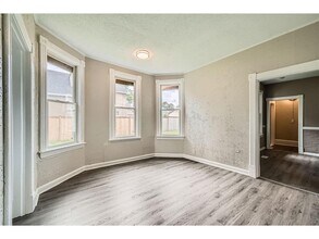 911 Sims Ave in St. Paul, MN - Building Photo - Building Photo