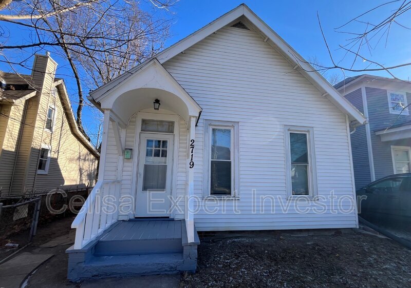 2719 Indiana Ave in Fort Wayne, IN - Foto de edificio