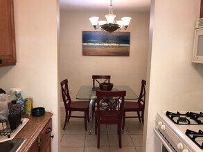 265 SW 7th St, Unit 2 in Boca Raton, FL - Building Photo - Building Photo