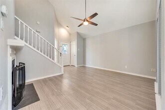 18107 Whispering Gables Ln in Dallas, TX - Building Photo - Building Photo