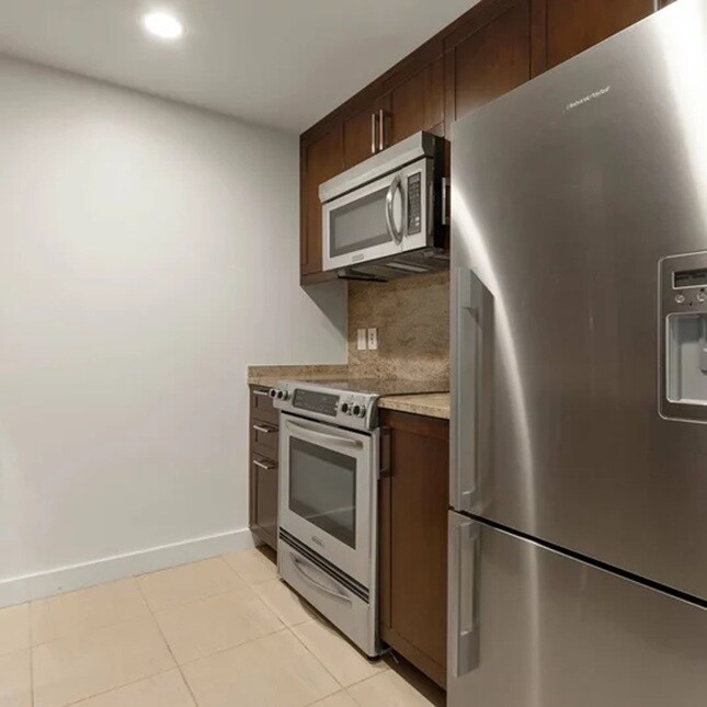 59 Clarendon St, Unit 8B