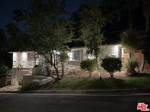 4108 Valley Vista Ct in Los Angeles, CA - Building Photo - Building Photo