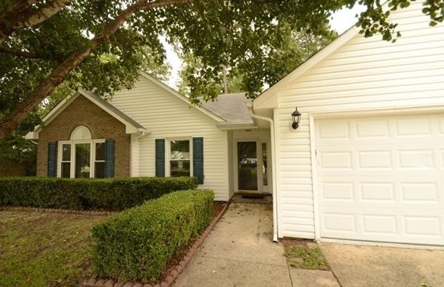 203 S Carlisle Ct in Jacksonville, NC - Building Photo - Building Photo
