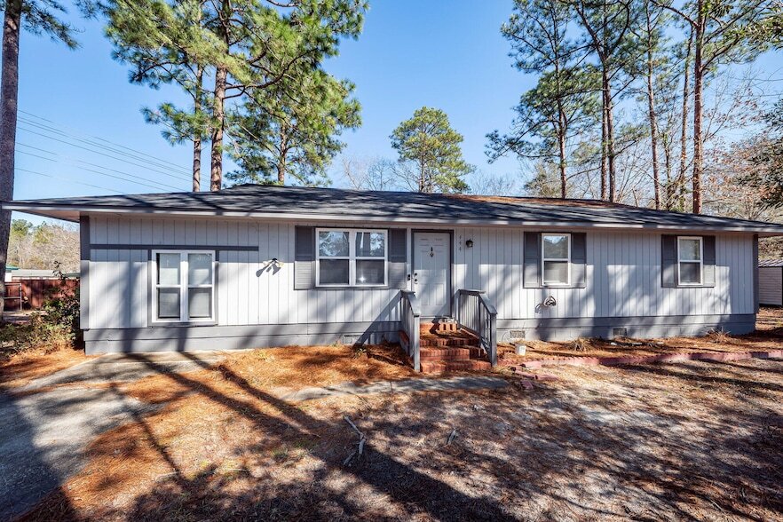 444 Academy Rd in Walterboro, SC - Building Photo