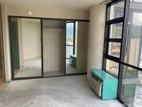 930 Kaheka St in Honolulu, HI - Building Photo - Building Photo