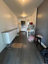 Junior 1BR / Studio Right Along Prospect P in Brooklyn, NY - Building Photo - Building Photo