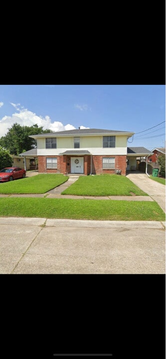 3102 Jodie Pl in Metairie, LA - Building Photo