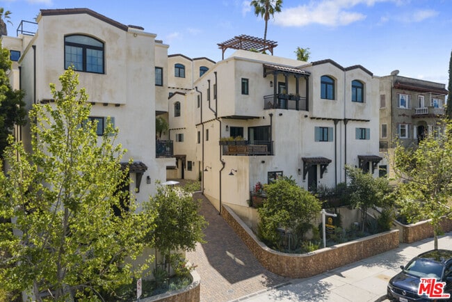 738 Parkman Ave in Los Angeles, CA - Building Photo - Building Photo