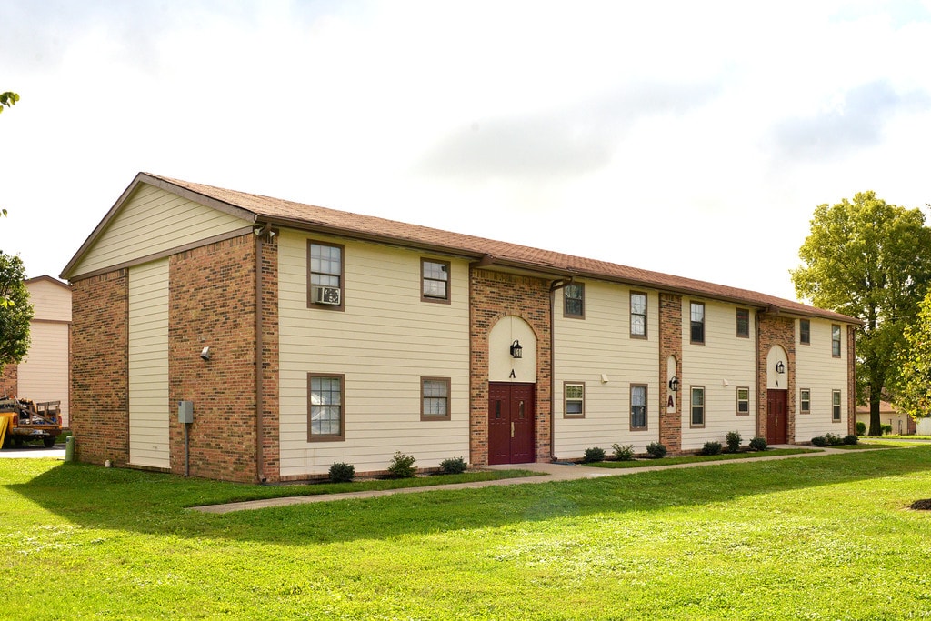 Stonecrest Apartments in Fortville, IN