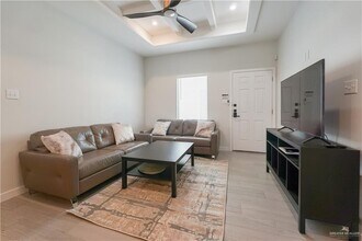 5601 Northwestern Ave in McAllen, TX - Building Photo - Building Photo