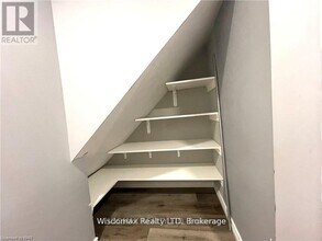 7729 Hackberry Trl in Niagara Falls, ON - Building Photo - Building Photo