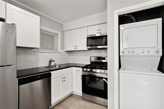 2612 Rogers Ave-Unit -B in Austin, TX - Building Photo - Building Photo