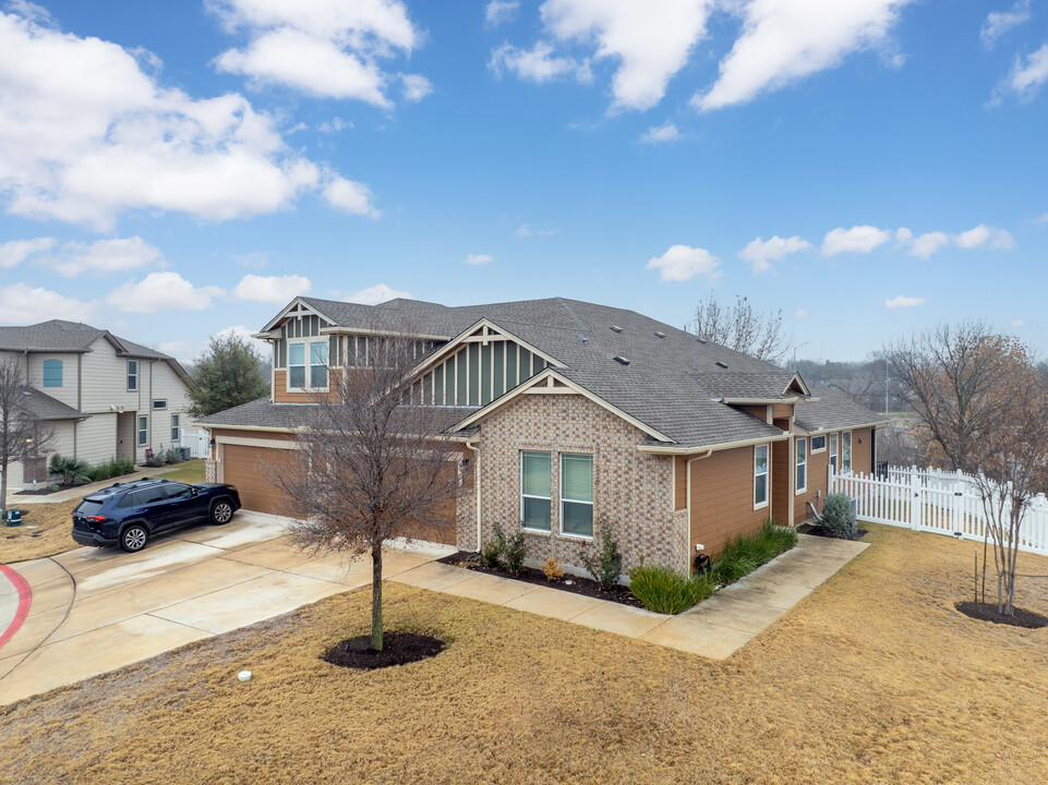 Turtle Creek Village in Round Rock, TX - Building Photo