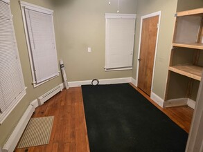 215 East St, Unit Floor 1 in Pawtucket, RI - Building Photo - Building Photo