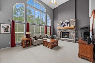 7827 Wind Hill Dr in O'Fallon, MO - Building Photo - Building Photo