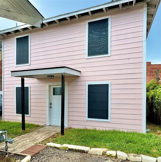 property at 4003 Rusk St