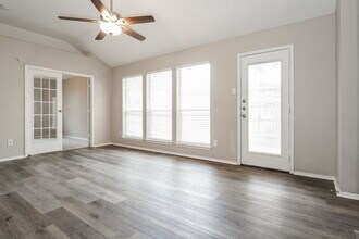 1213 Misty Meadow Dr in Midlothian, TX - Building Photo - Building Photo