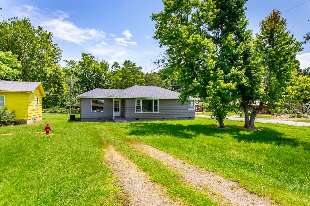 601 Wilbur D Mills Ave in Kensett, AR - Building Photo