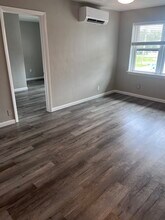 8 N 1st St in Council Bluffs, IA - Foto de edificio - Building Photo