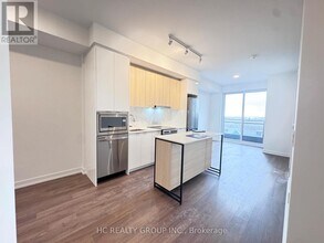 9763 Markham Rd in Markham, ON - Building Photo - Building Photo