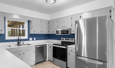 2985 Myra St in Jacksonville, FL - Foto de edificio - Building Photo