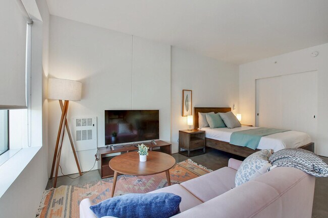 18 10th St in San Francisco, CA - Building Photo - Building Photo