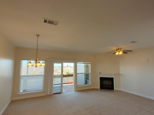 property at 118 Lakeview Dr