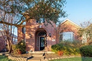 2917 Newport Dr in Rockwall, TX - Building Photo