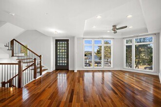TH3 Henley Pl in Weehawken, NJ - Building Photo - Building Photo