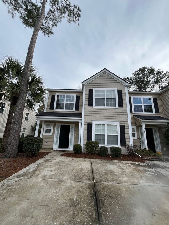 9146 Maple Grove Dr in Summerville, SC - Building Photo