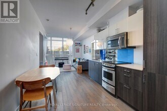 36 Howard Park Ave in Toronto, ON - Building Photo - Building Photo