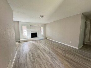140 Trout St in Rockwall, TX - Building Photo - Building Photo