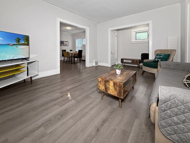 property at 1427 Calvert Ave