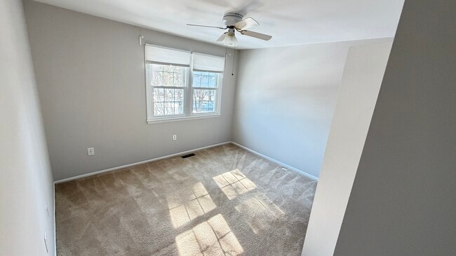 325 Charred Oak Ct in Annapolis, MD - Building Photo - Building Photo