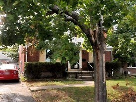 2350 Fleet Ave in Louisville, KY - Building Photo