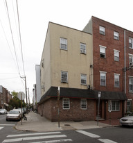 735 S 9th St in Philadelphia, PA - Building Photo