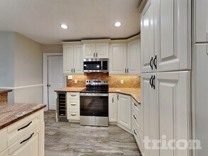 2247 Blue Tern Dr in Palm Harbor, FL - Building Photo - Building Photo