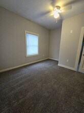 813 Wilkes Blvd in Columbia, MO - Building Photo - Building Photo