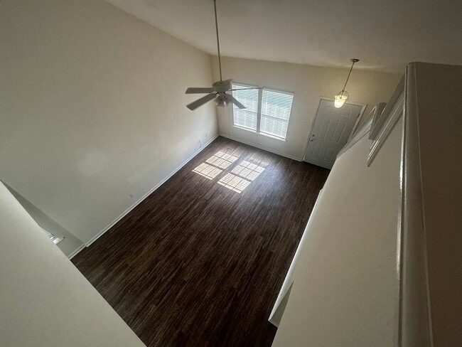 1925 Nena Hills Dr in Tallahassee, FL - Building Photo - Building Photo