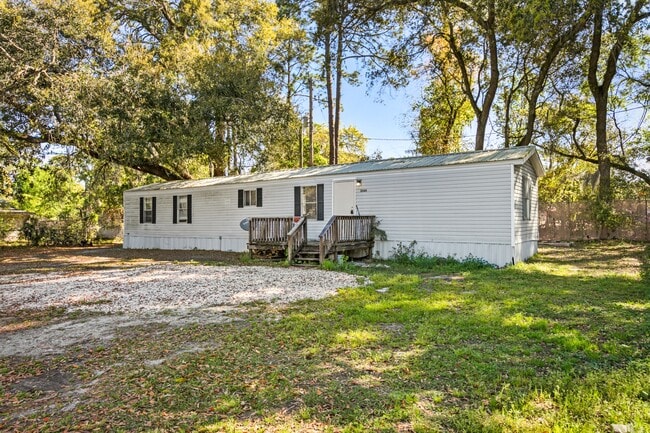 property at 2560 S Tabernacle Pl