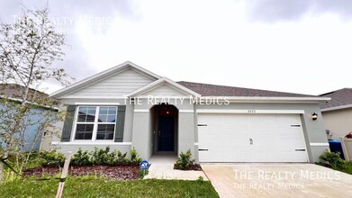 2073 Doe Run Dr in Davenport, FL - Building Photo - Building Photo