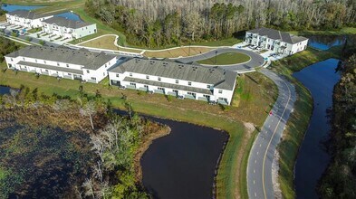 11450 Crescent Deer Dr in Land O Lakes, FL - Building Photo - Building Photo