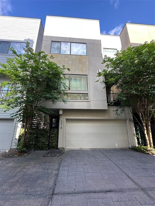 5207 Rose St in Houston, TX - Building Photo