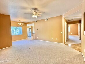 15050 N Thompson Peak Pkwy in Scottsdale, AZ - Building Photo - Building Photo