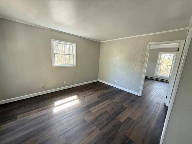 property at 940 Myrtle Rd