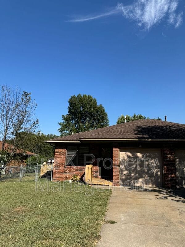 3724 Farm Rd in Springfield, MO - Building Photo - Building Photo