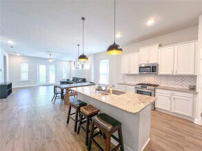 9340 SW 67th Ln in Gainesville, FL - Building Photo - Building Photo