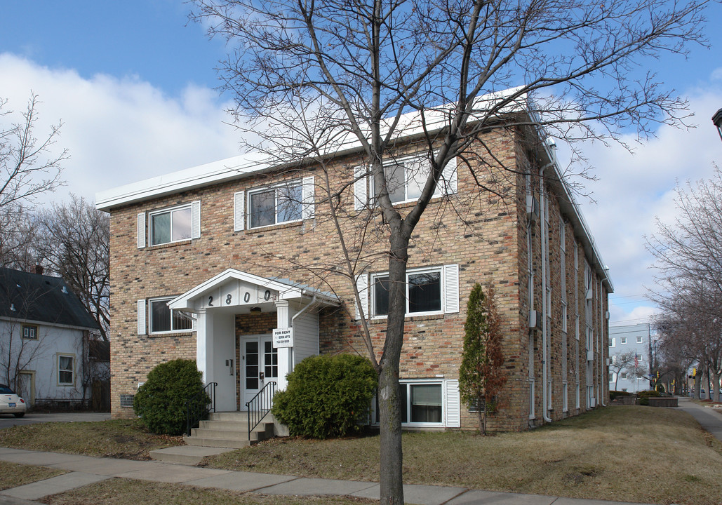 2800 Colfax in Minneapolis, MN - Building Photo