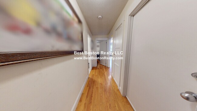 389 Highland Ave in Somerville, MA - Building Photo - Building Photo